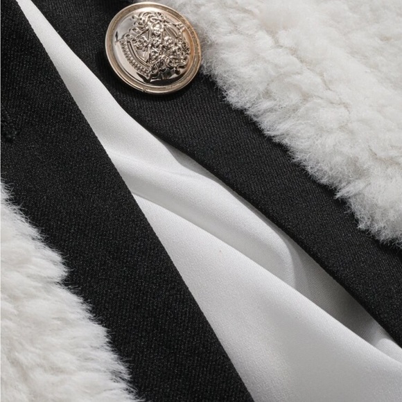 Contrast Trim Dual Pocket Drop Shoulder Teddy Jacket - Picture 6 of 8